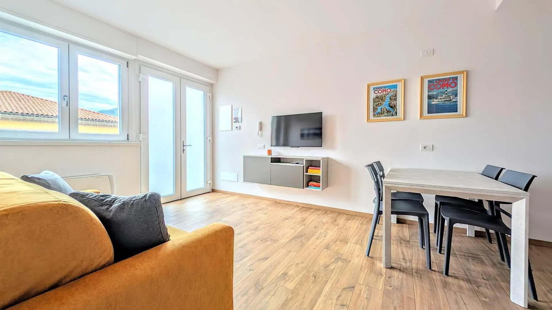 Apartment Appartamento Le Rondini B Pianello Del Lario